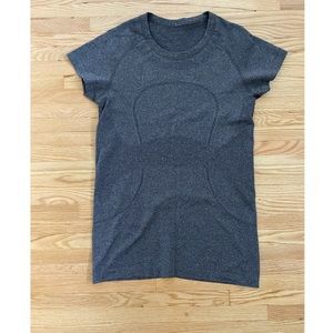 Lululemon sweat wicking Short Sleeve
